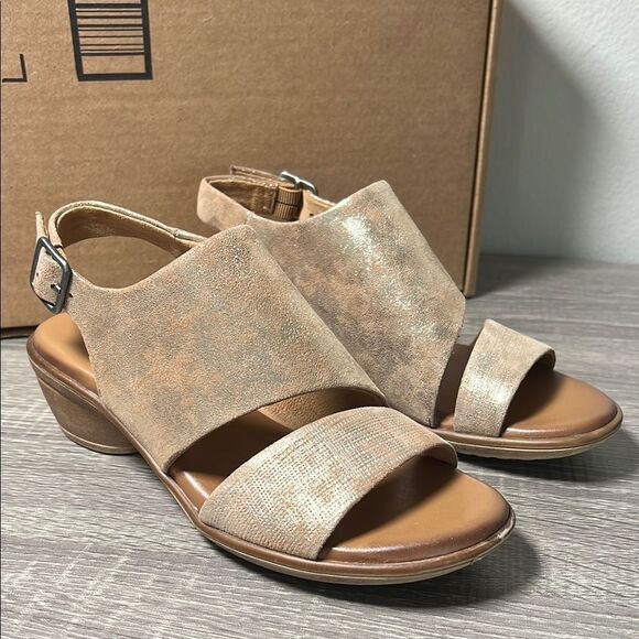 Comfortiva Nelma Sandals Shoes - Picture 1 of 8